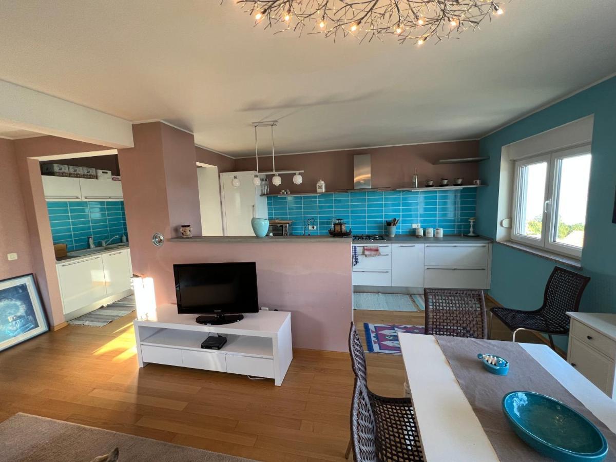 Panoramic Apartment Sea View And Pool Opatija Ičići Exterior foto